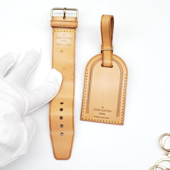 100% Authentic Louis Vuitton Travel & Decoration Bag Tag 27-082525 - Picture 8 of 8